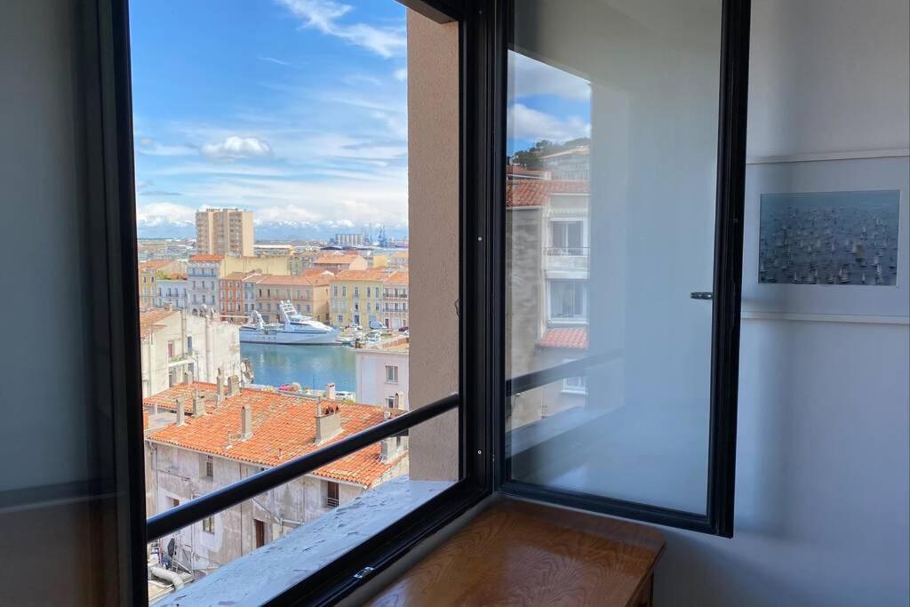 Vues Exceptionnelles Mer, Port Et Toits De Sete Sète Exterior foto